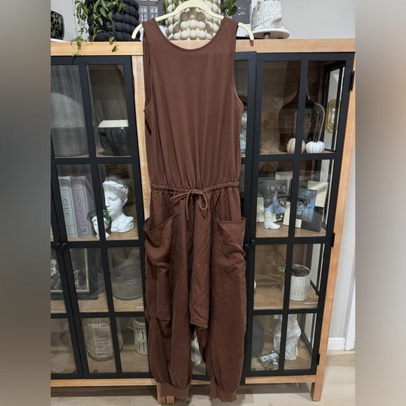 FP Movement Scrimmage Onesie Harem Jumpsuit high neck chocolate cargo baggy - Picture 9 of 9